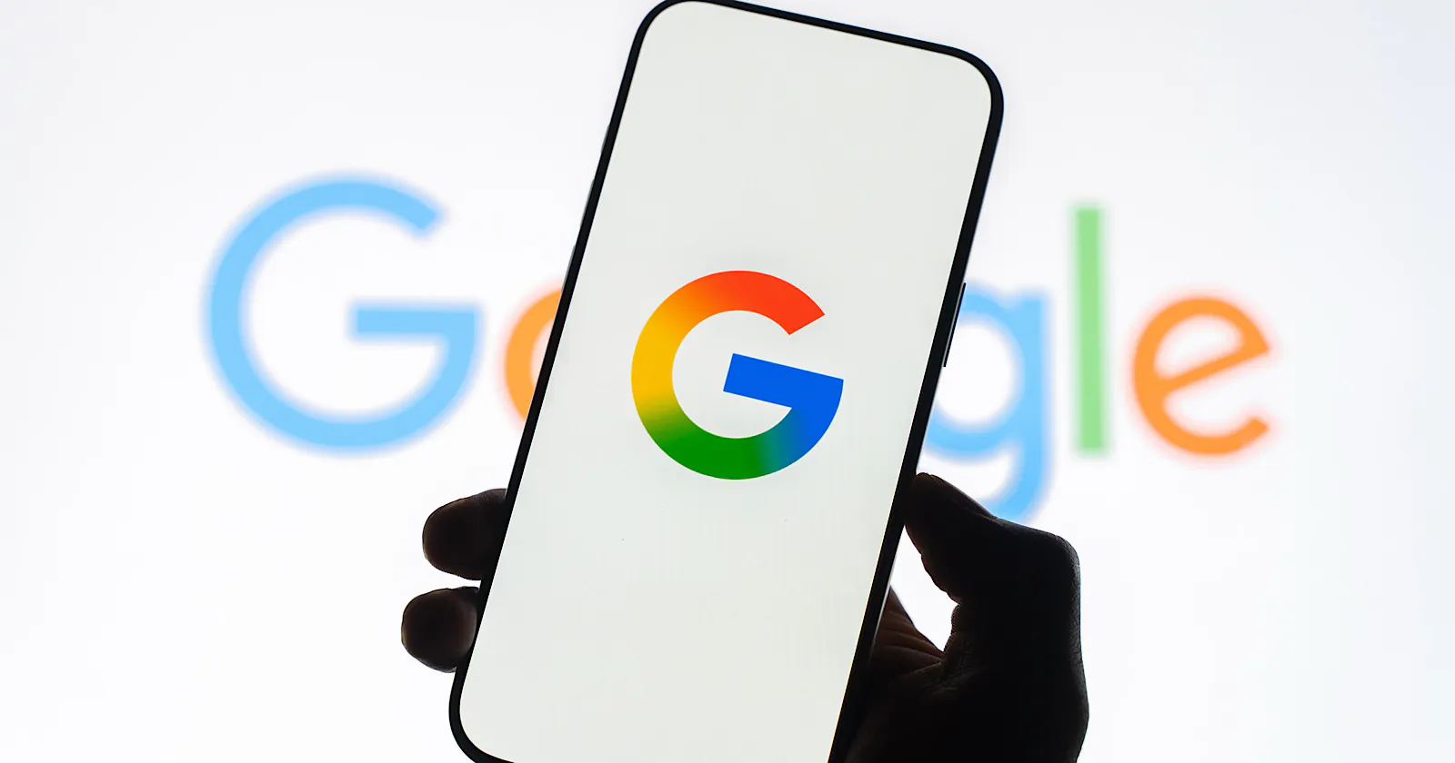 Google Discover Core Update data: Local publishers have lost reach